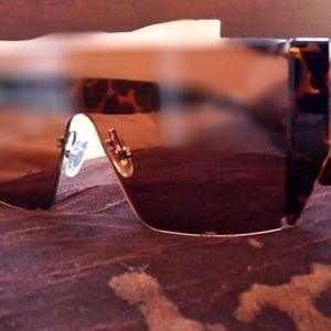 Boutique Sunnies